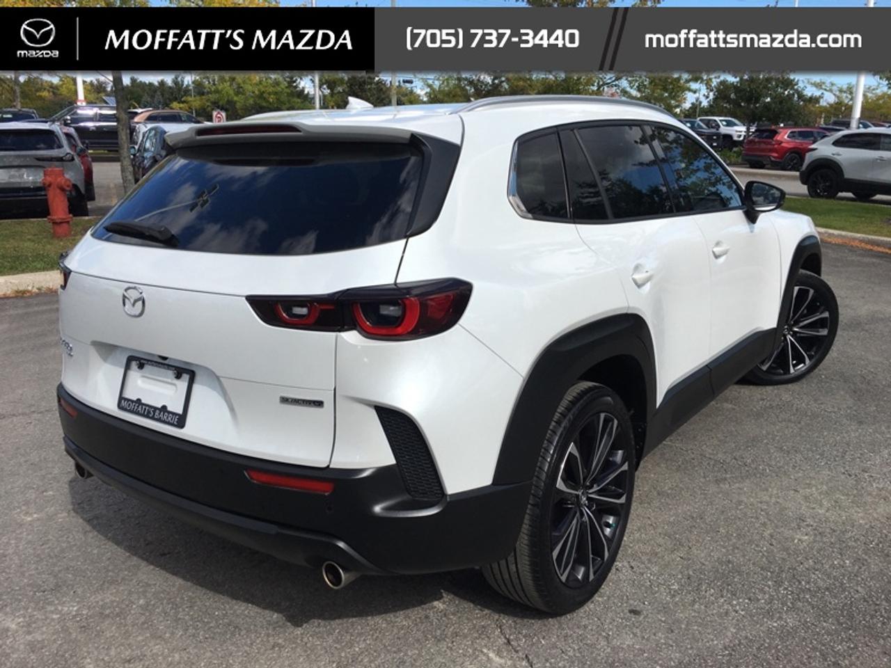 2023 Mazda CX-50 GT Photo