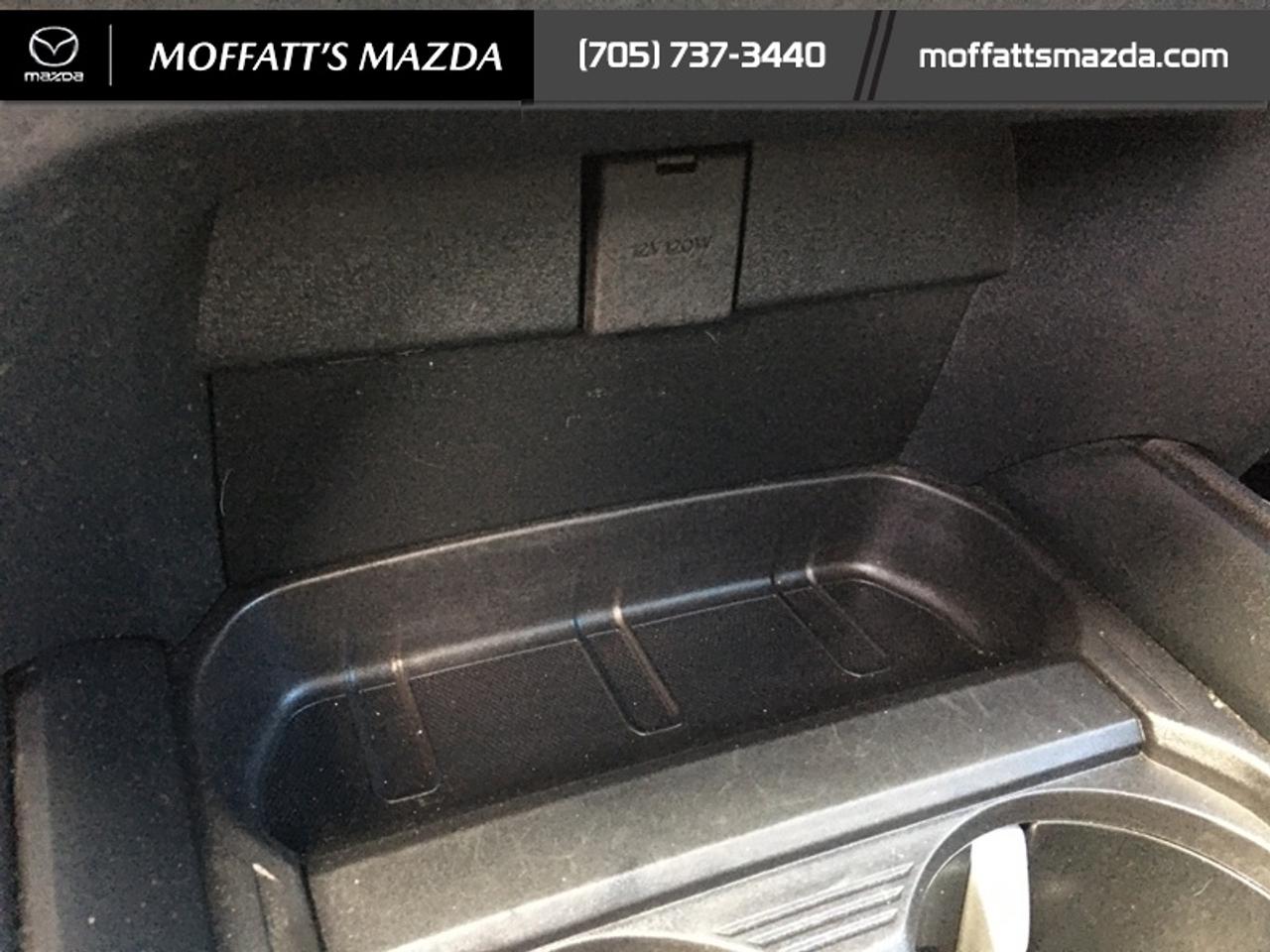 2023 Mazda CX-50 GT Photo