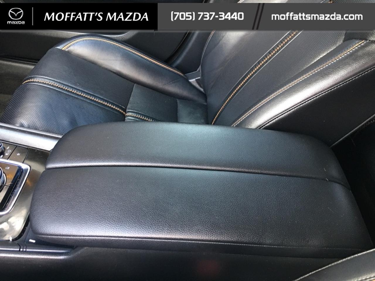 2023 Mazda CX-50 GT Photo