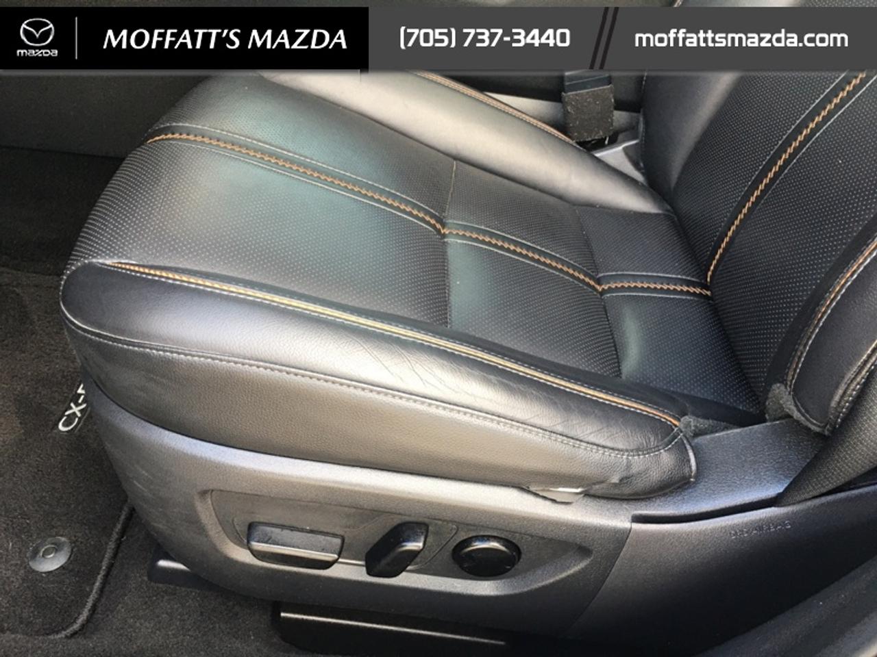 2023 Mazda CX-50 GT Photo