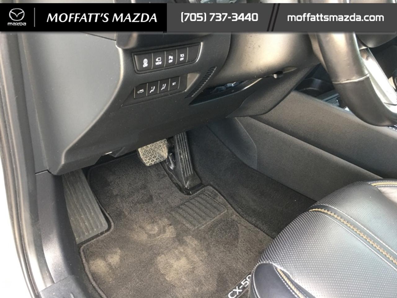 2023 Mazda CX-50 GT Photo