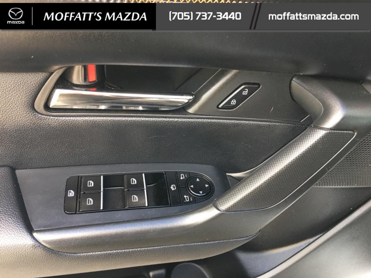 2023 Mazda CX-50 GT Photo