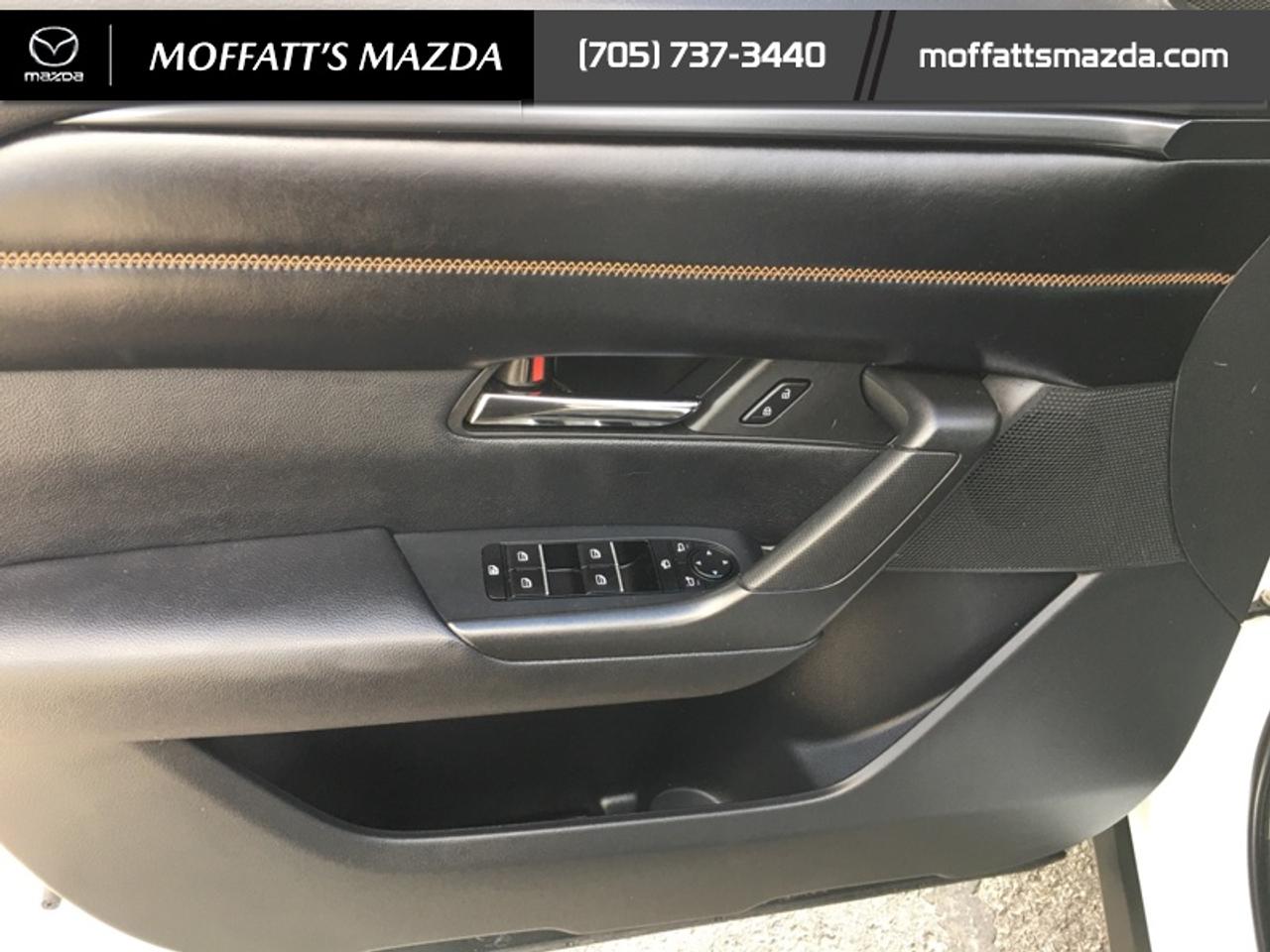 2023 Mazda CX-50 GT Photo