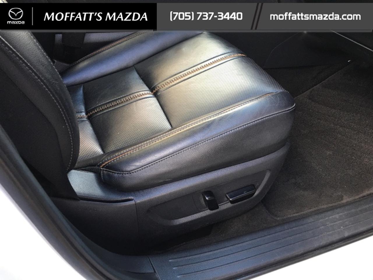 2023 Mazda CX-50 GT Photo