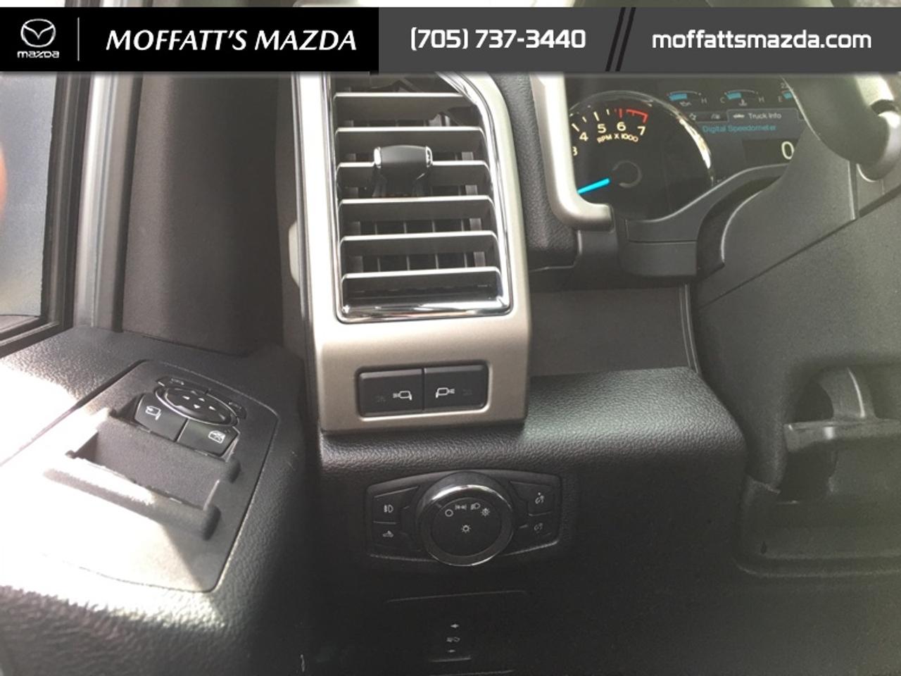 2015 Ford F-150 Lariat Photo