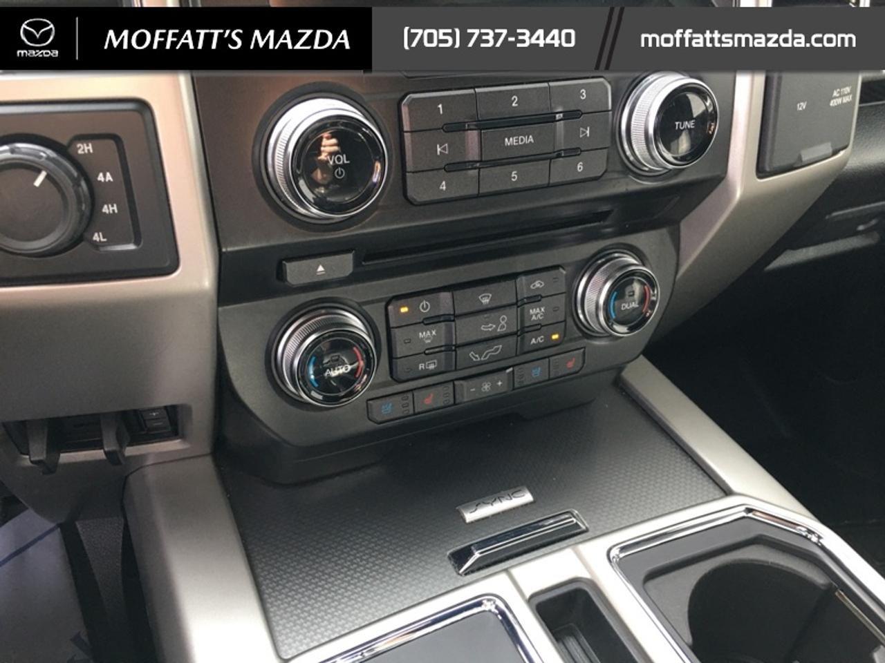 2015 Ford F-150 Lariat Photo