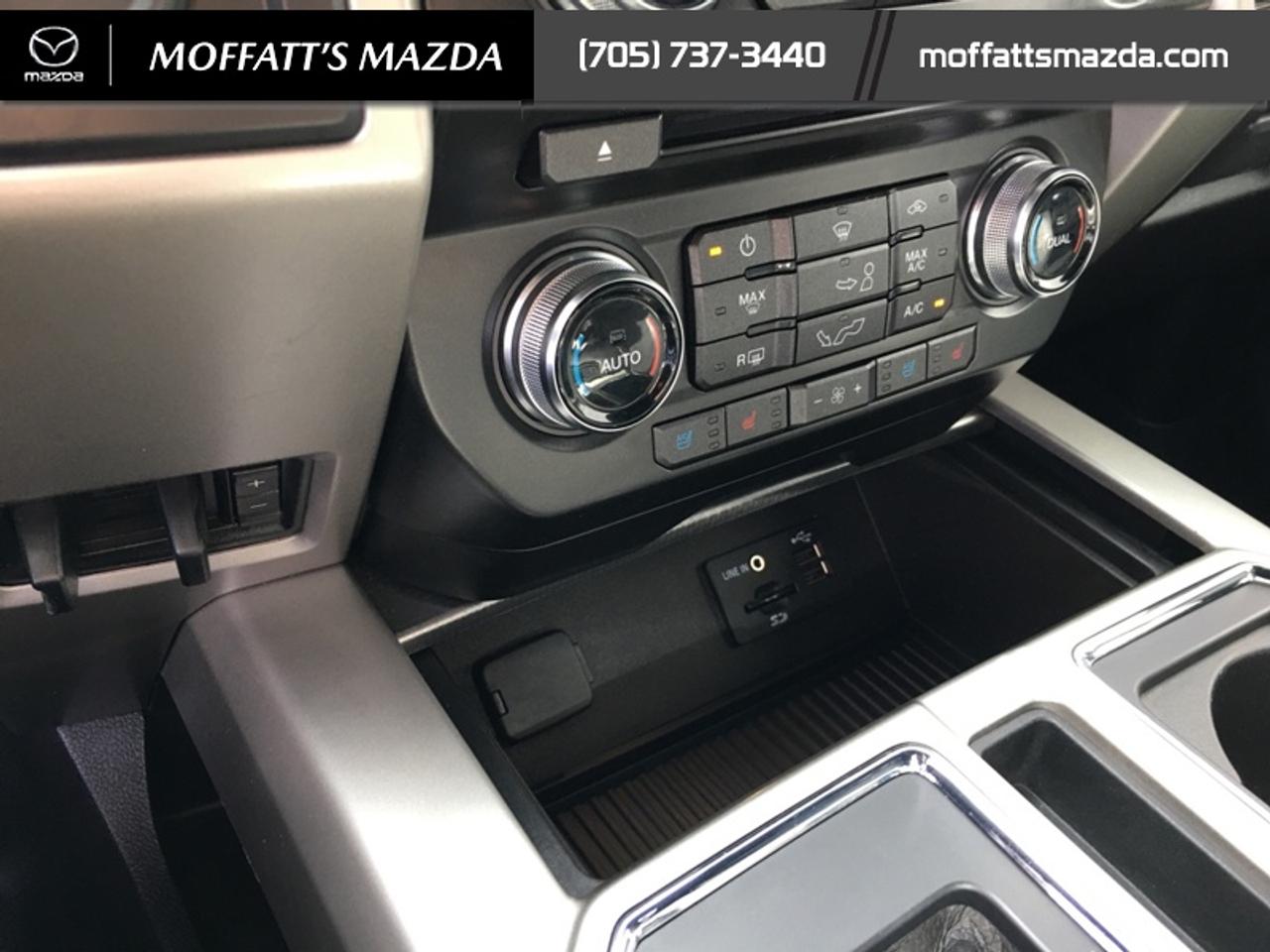 2015 Ford F-150 Lariat Photo