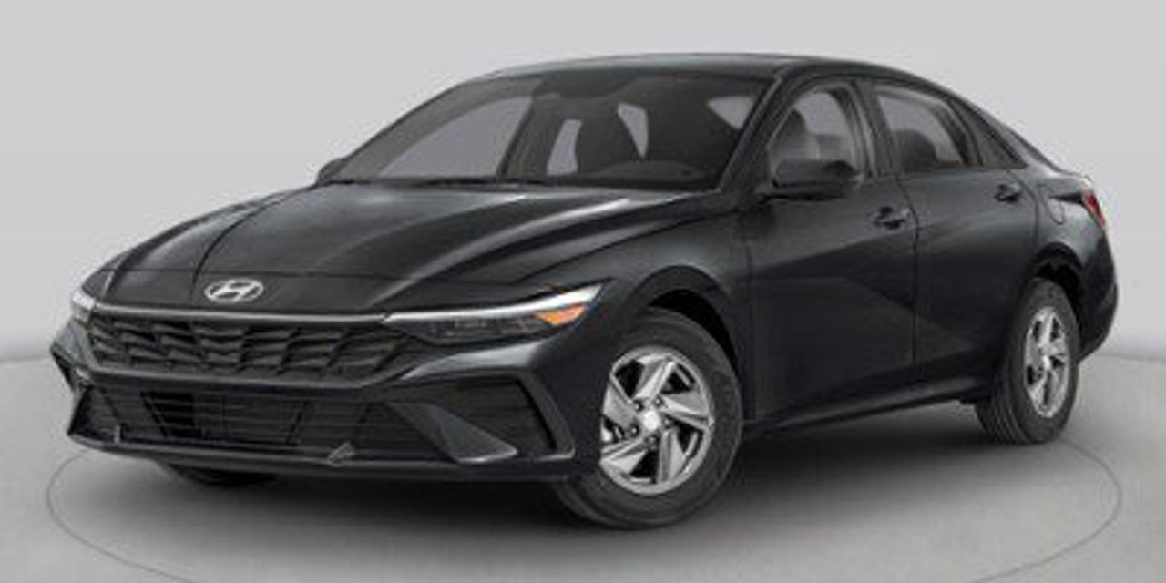 2026 Hyundai Elantra Luxury Photo0