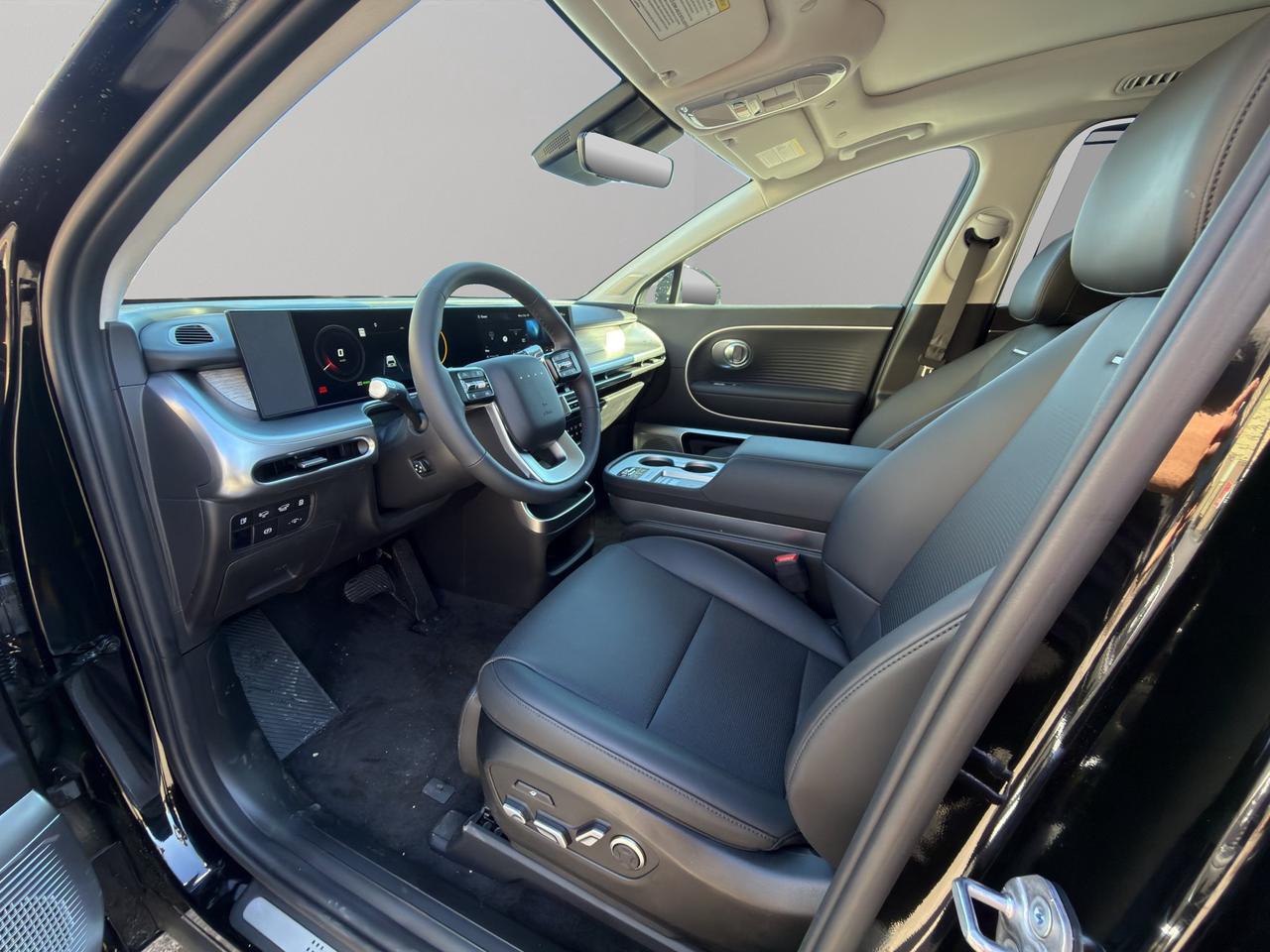 2027 Hyundai IONIQ 9 Luxury Photo