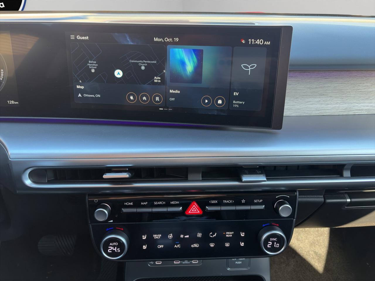 2027 Hyundai IONIQ 9 Luxury Photo