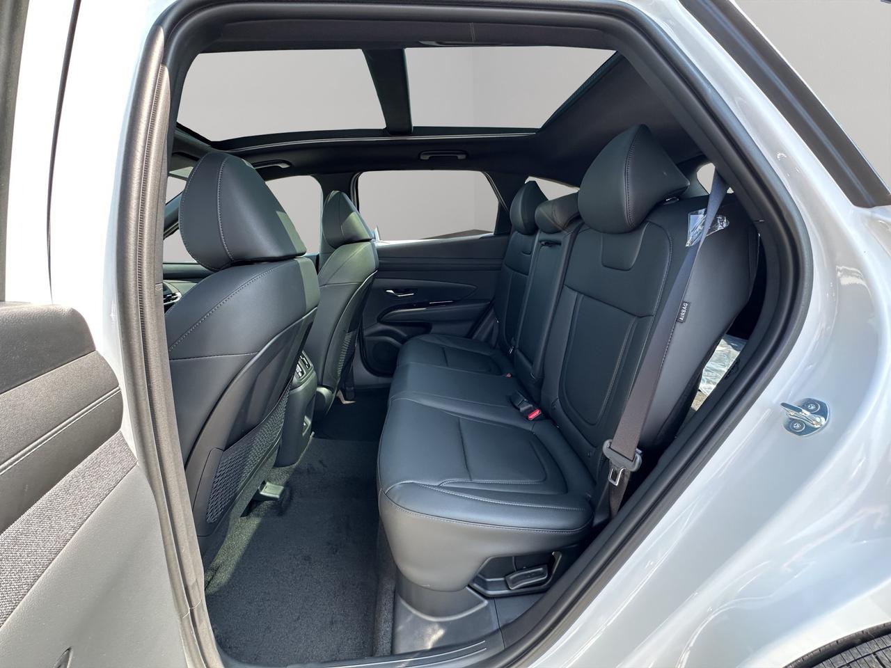 2026 Hyundai Tucson Hybrid Night Edition Photo
