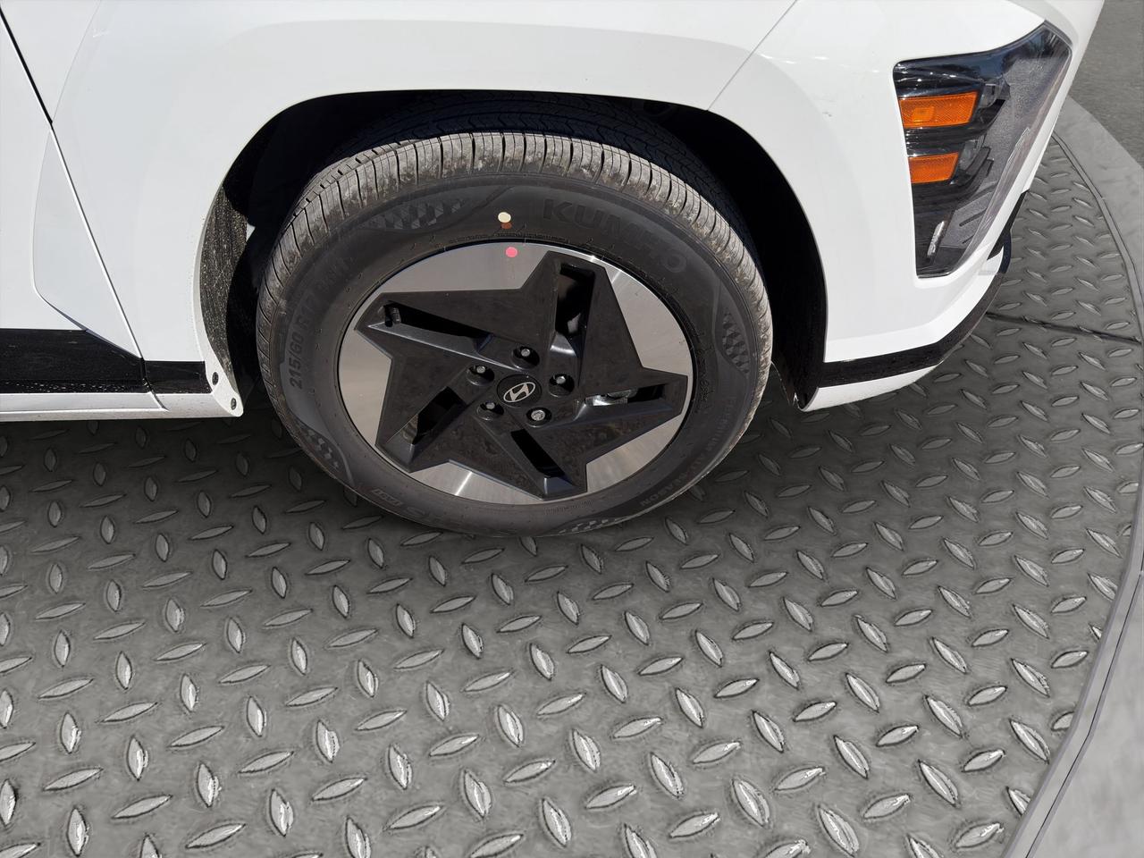 2027 Hyundai KONA electric Preferred Photo5