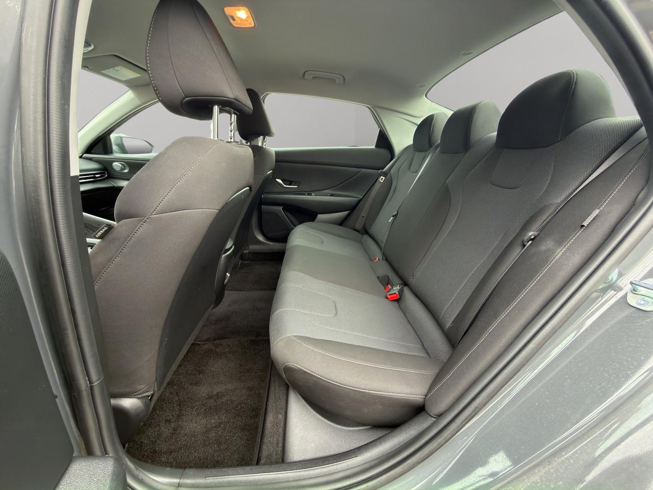 2025 Hyundai Elantra Essential | Lane Keep Assist w/Lane Departure Warning | Forward Collision Avoidance Assist Photo