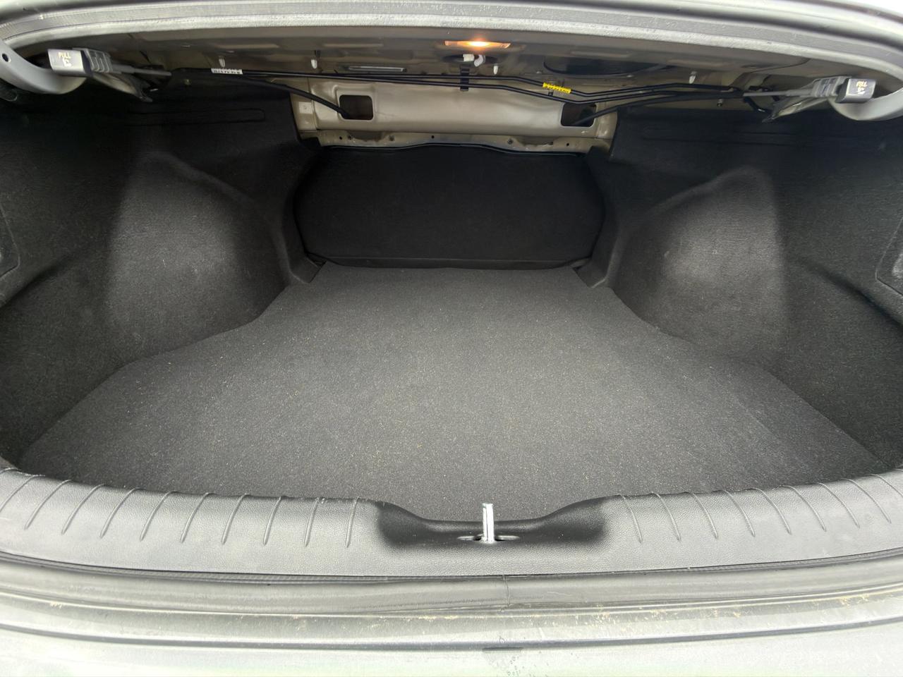 2025 Hyundai Elantra Essential | Lane Keep Assist w/Lane Departure Warning | Forward Collision Avoidance Assist Photo