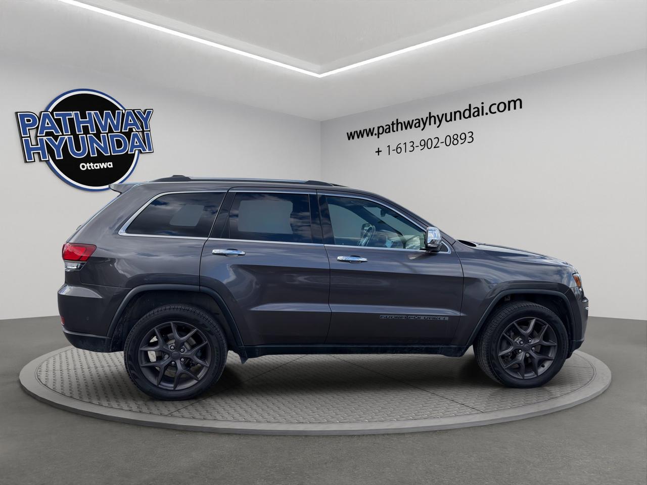 2021 Jeep Grand Cherokee Limited | Remote Engine Start | Keyless Entry | Blind-Spot Monitoring & Rear Cross-Traffic Alert Photo2