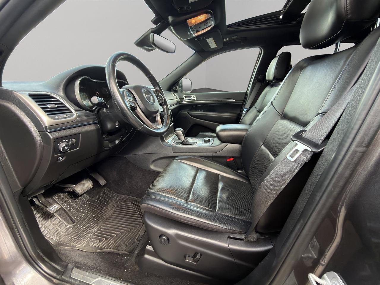 2021 Jeep Grand Cherokee Limited | Remote Engine Start | Keyless Entry | Blind-Spot Monitoring & Rear Cross-Traffic Alert Photo