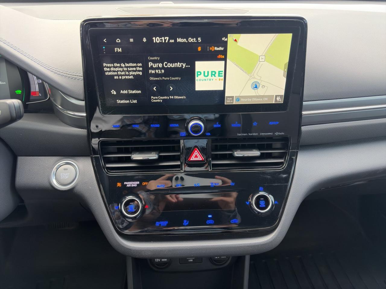 2020 Hyundai Ioniq Electric Ultimate | Sunroof | Keyless Entry & Start | Adaptive Cruise Control | Blind Spot Monitor Photo