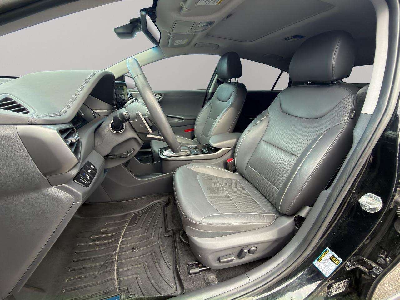 2020 Hyundai Ioniq Electric Ultimate | Sunroof | Keyless Entry & Start | Adaptive Cruise Control | Blind Spot Monitor Photo