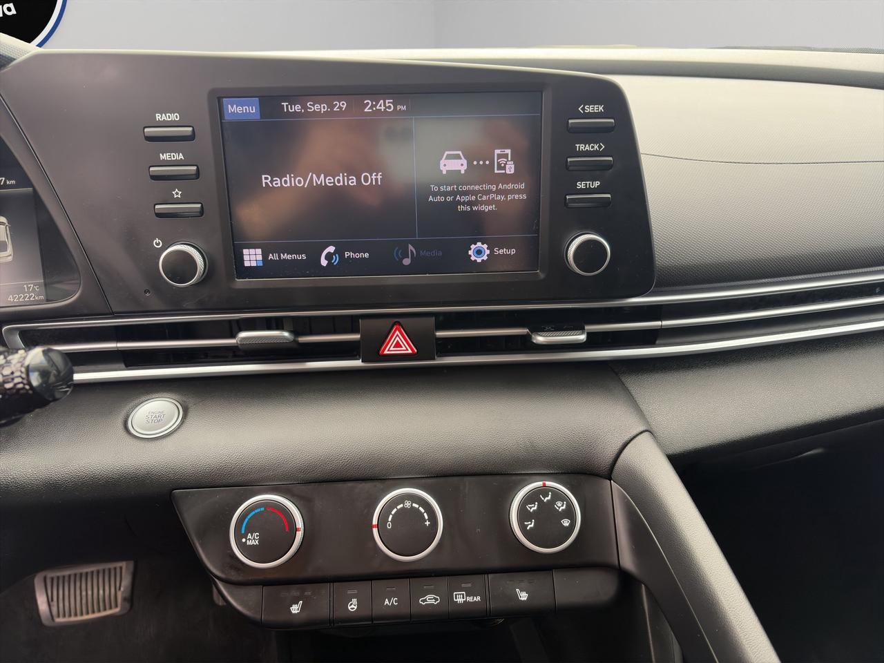 2022 Hyundai Elantra Preferred | Cross-Traffic Alert | Forward Collison Avoidance Assist | Front Collision Mitigation Photo