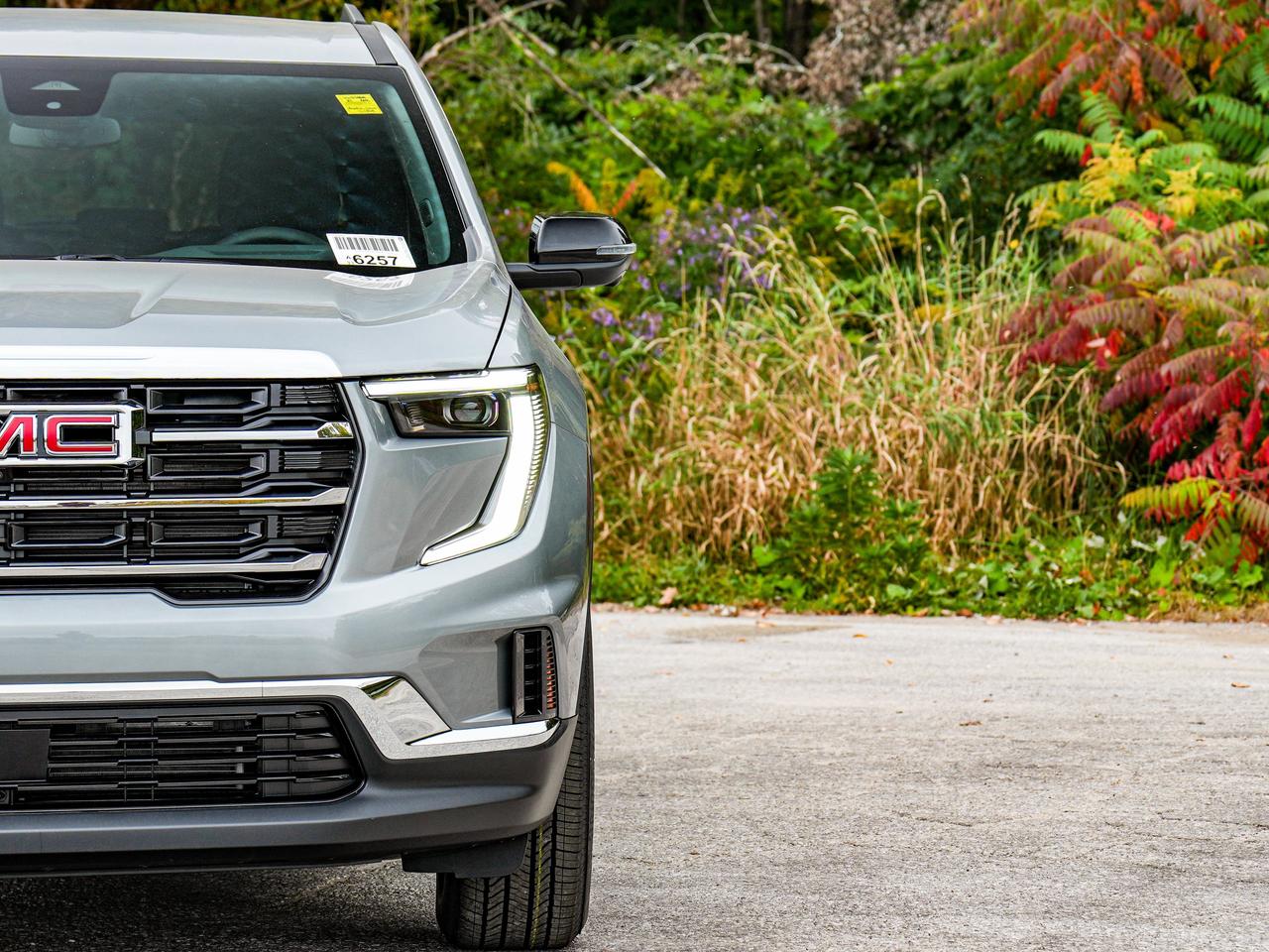 2027 GMC Acadia ELEVATION Photo