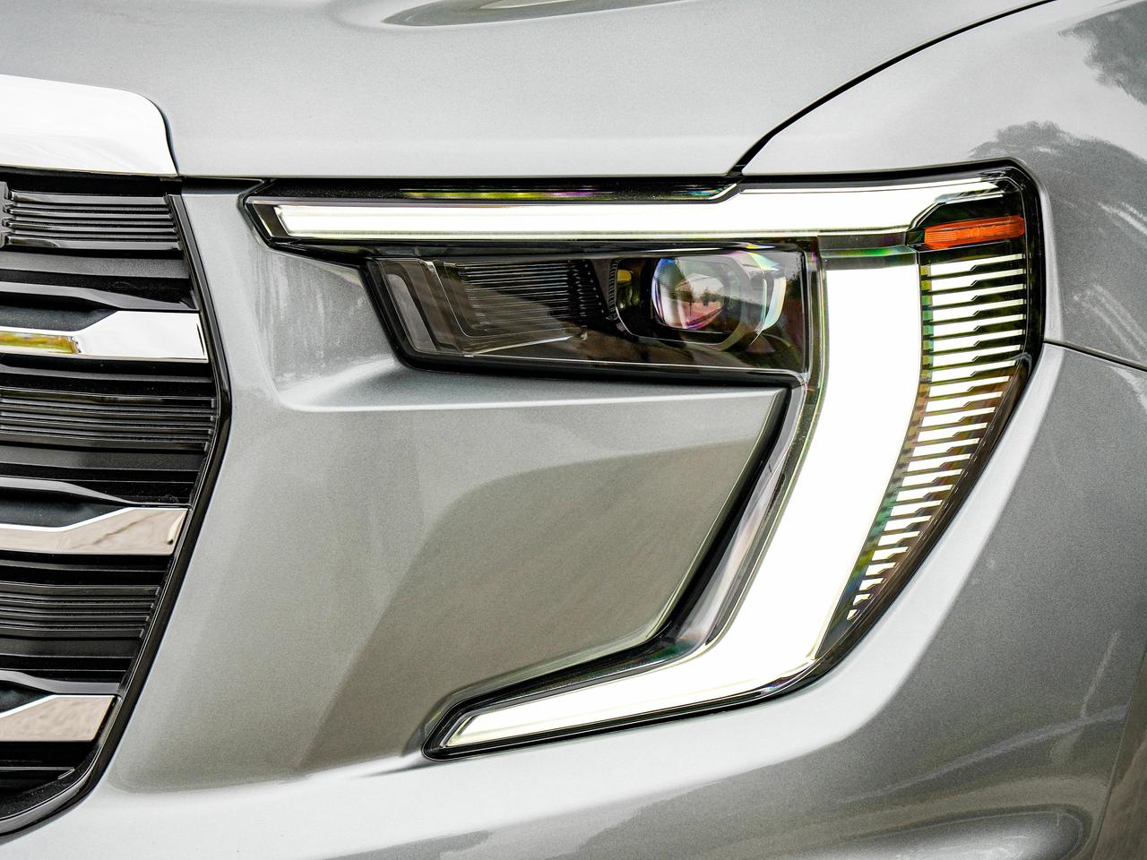 2027 GMC Acadia ELEVATION Photo