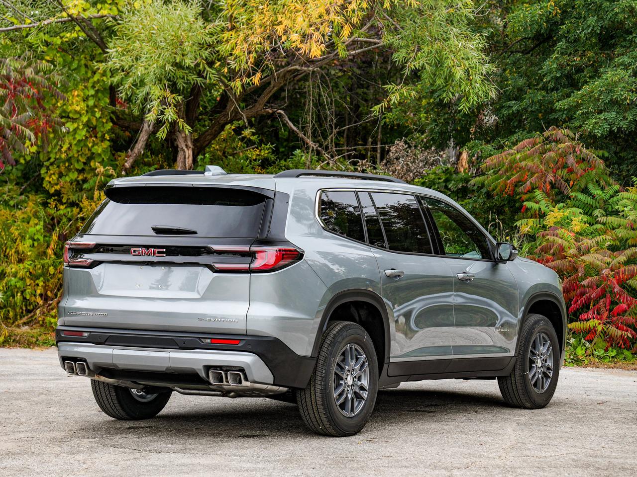 2027 GMC Acadia ELEVATION Photo