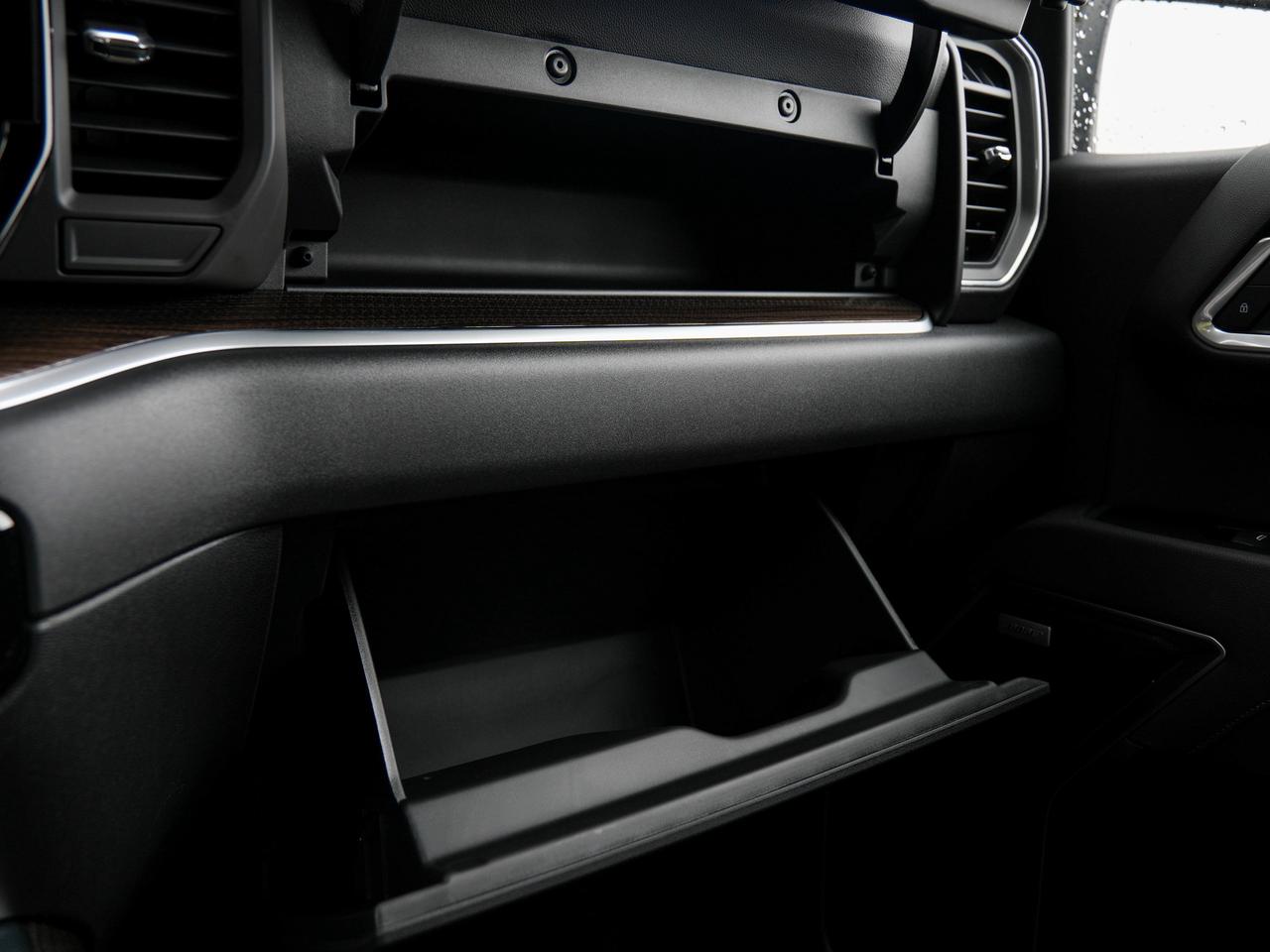 2026 Chevrolet Silverado 1500 RST Photo