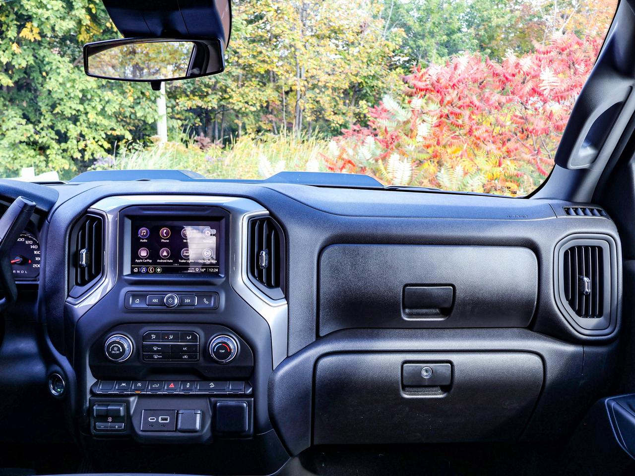 2026 Chevrolet Silverado 1500 Custom Trail Boss Photo