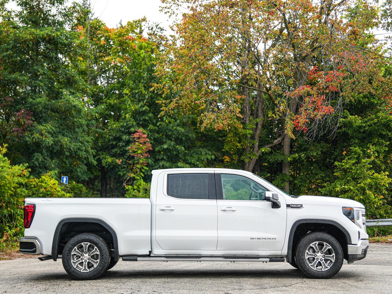 2026 GMC Sierra 1500 SLE Photo