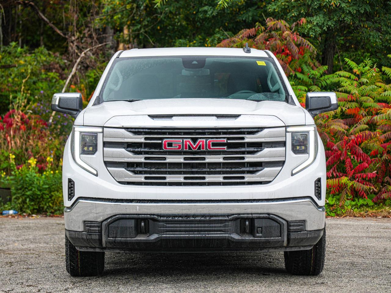 2026 GMC Sierra 1500 SLE Photo