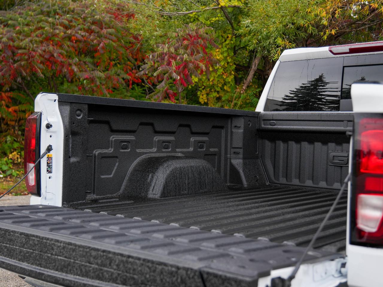 2026 GMC Sierra 1500 SLE Photo
