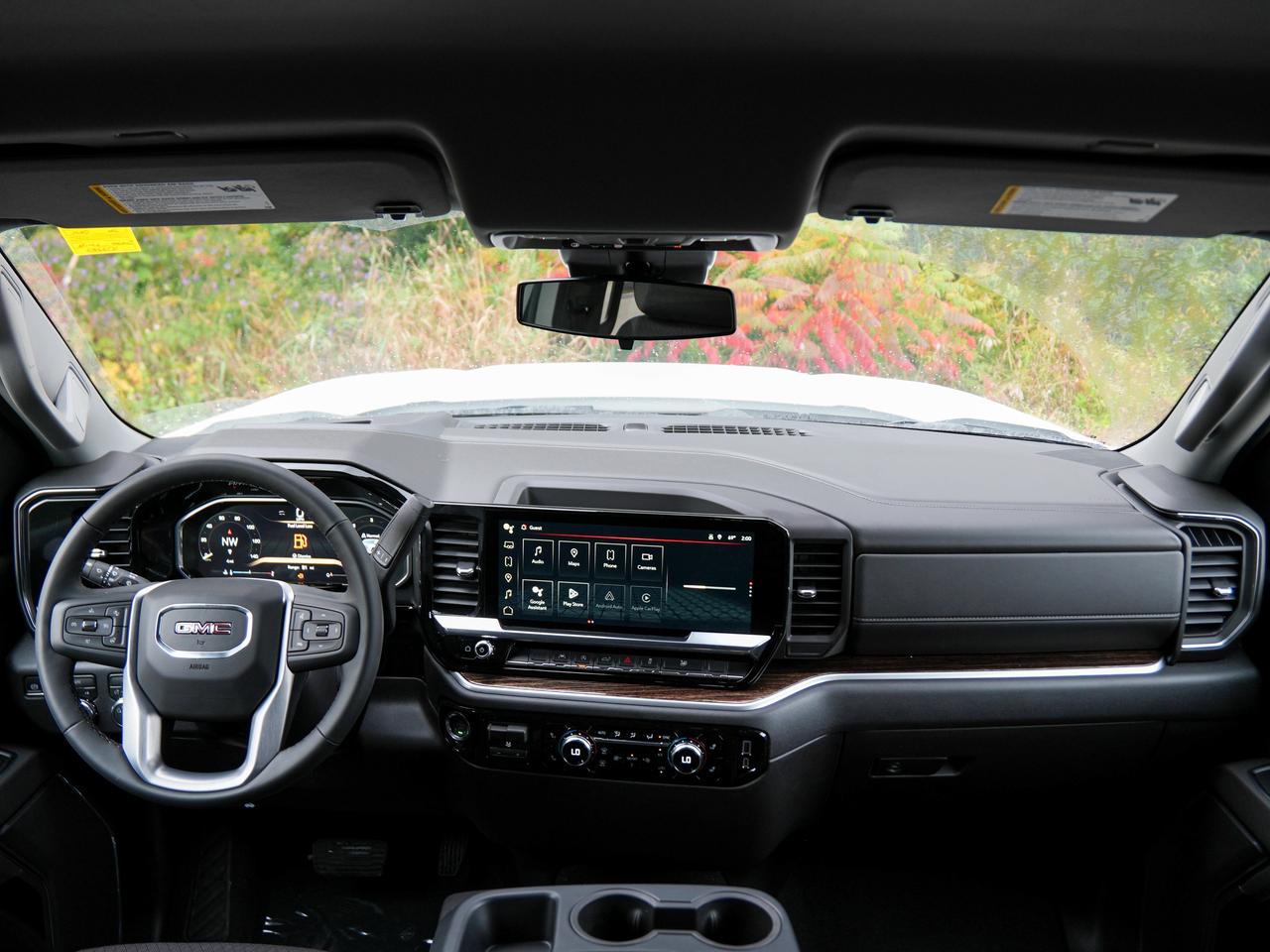 2026 GMC Sierra 1500 SLE Photo