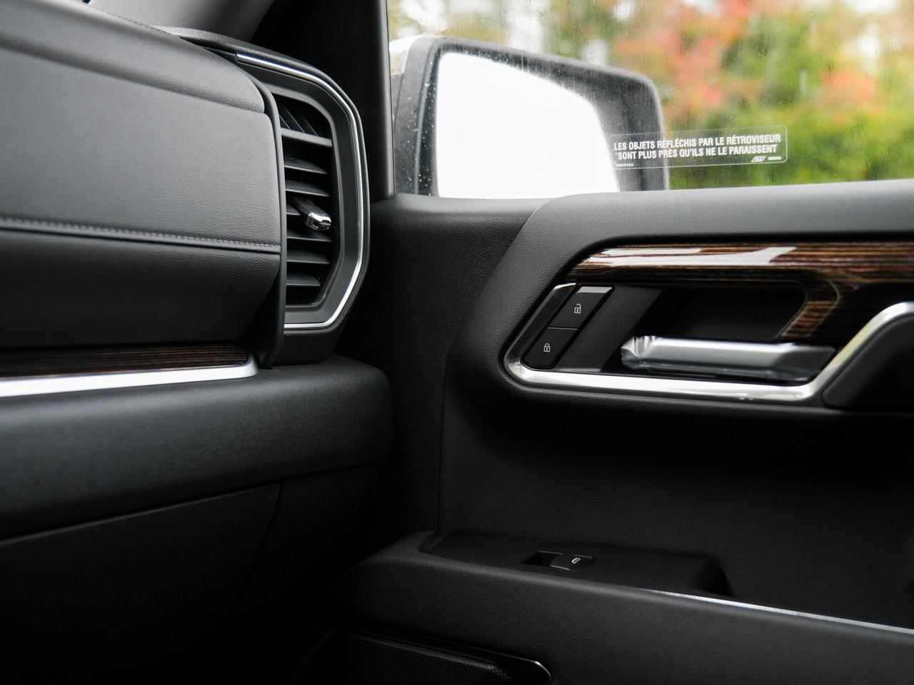 2026 GMC Sierra 1500 SLE Photo