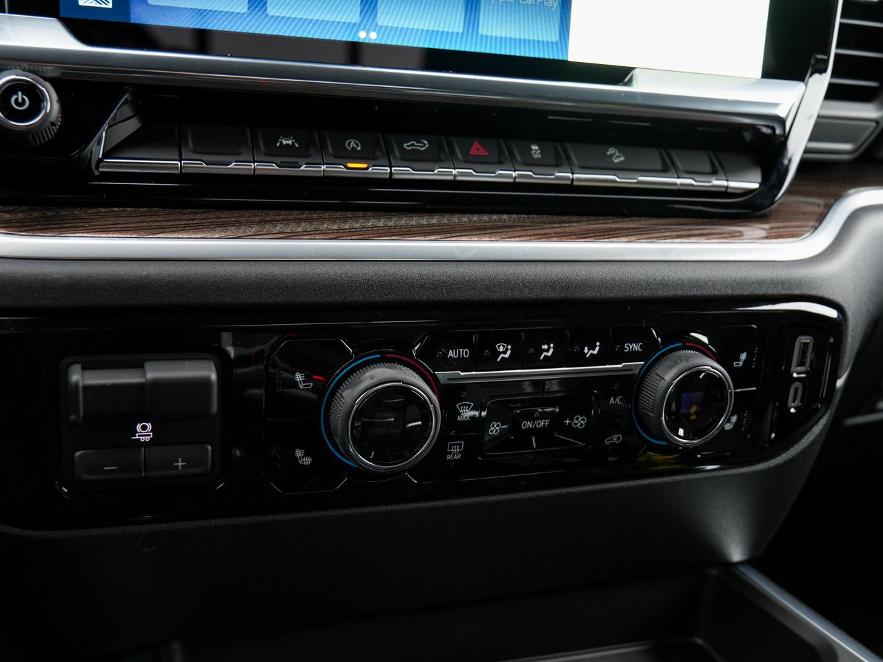 2026 Chevrolet Silverado 1500 RST Photo