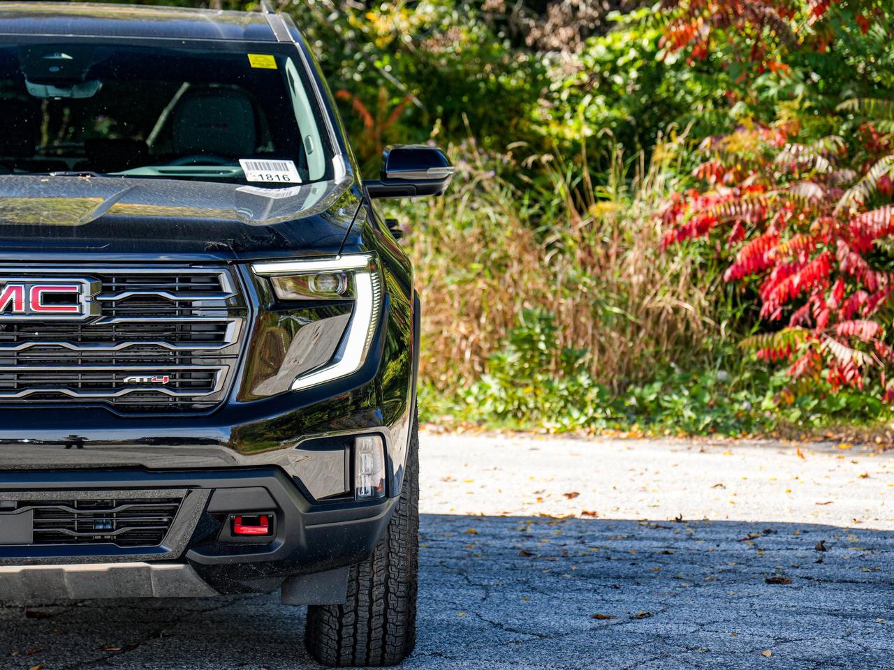 2027 GMC Acadia AT4 Photo