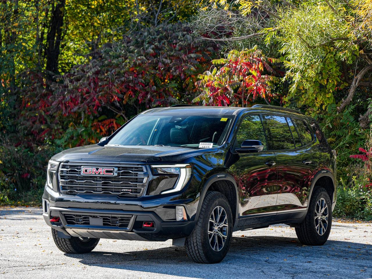 2027 GMC Acadia AT4 Photo