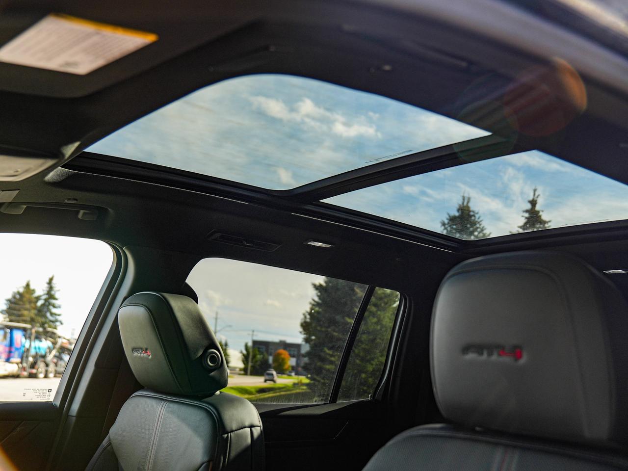 2027 GMC Acadia AT4 Photo