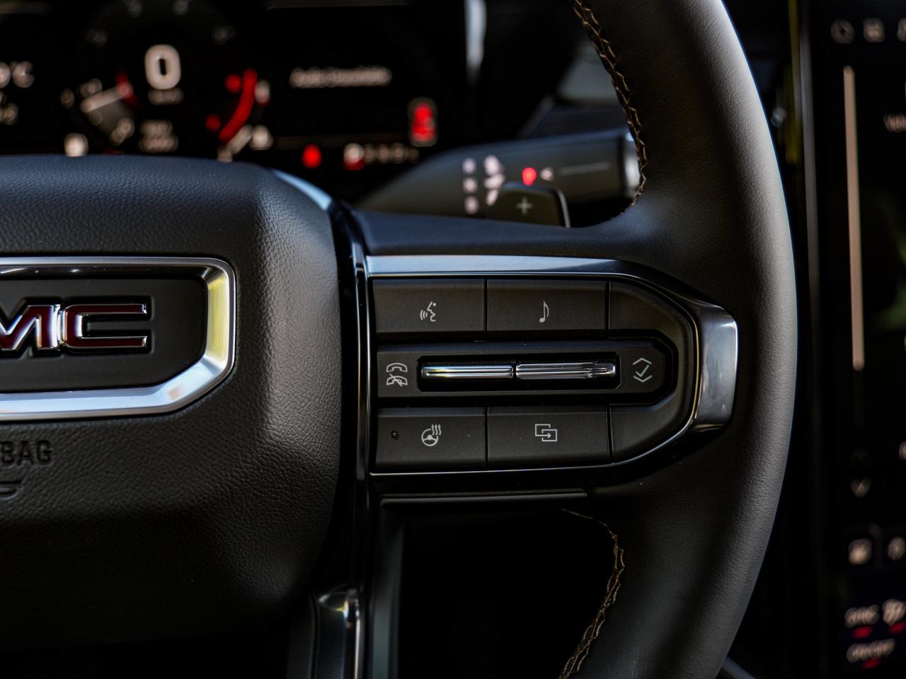 2027 GMC Acadia AT4 Photo