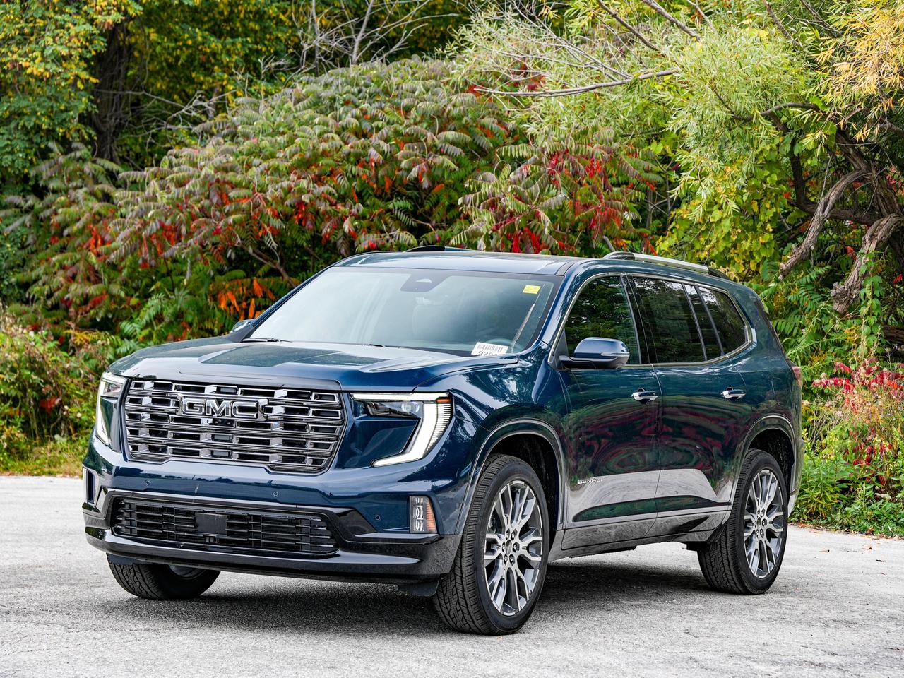 2027 GMC Acadia Denali Ultimate Photo
