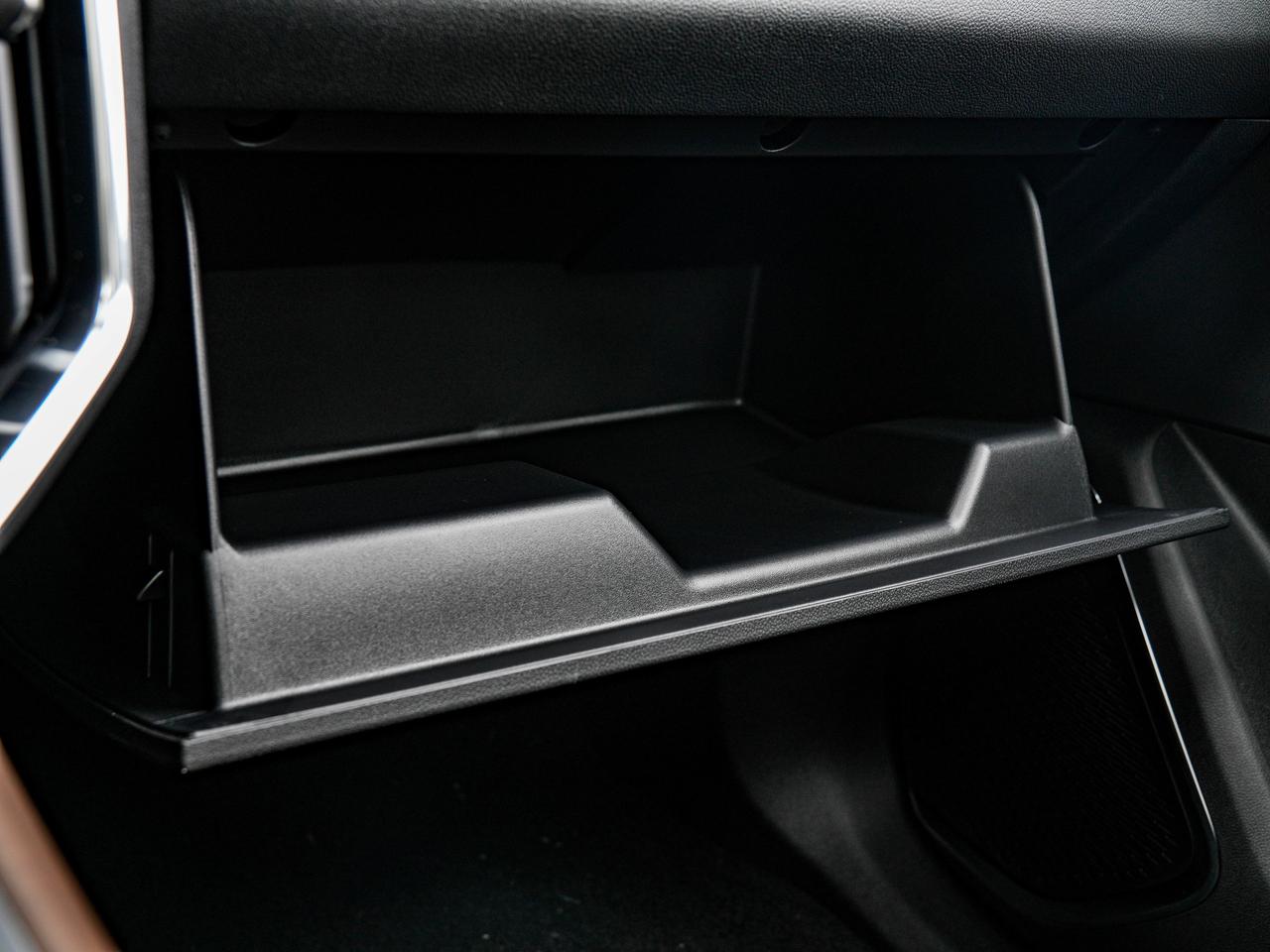 2027 GMC Acadia Denali Ultimate Photo