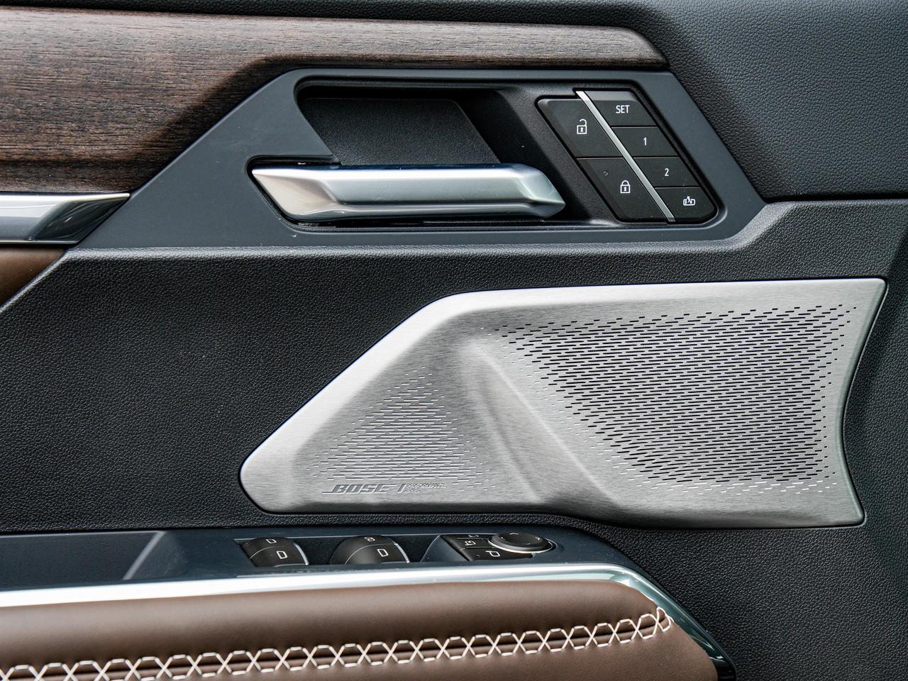 2027 GMC Acadia Denali Ultimate Photo