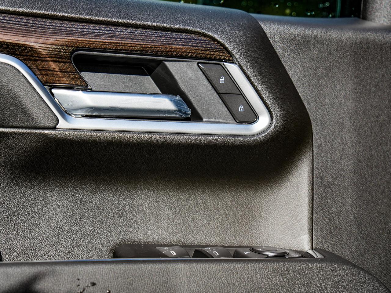 2026 Chevrolet Silverado 1500 RST Photo