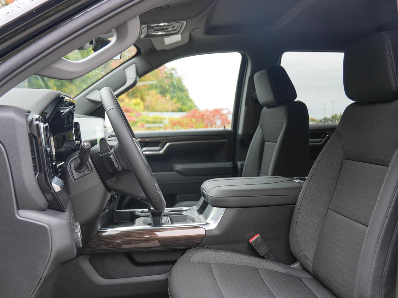 2026 Chevrolet Silverado 1500 RST Photo