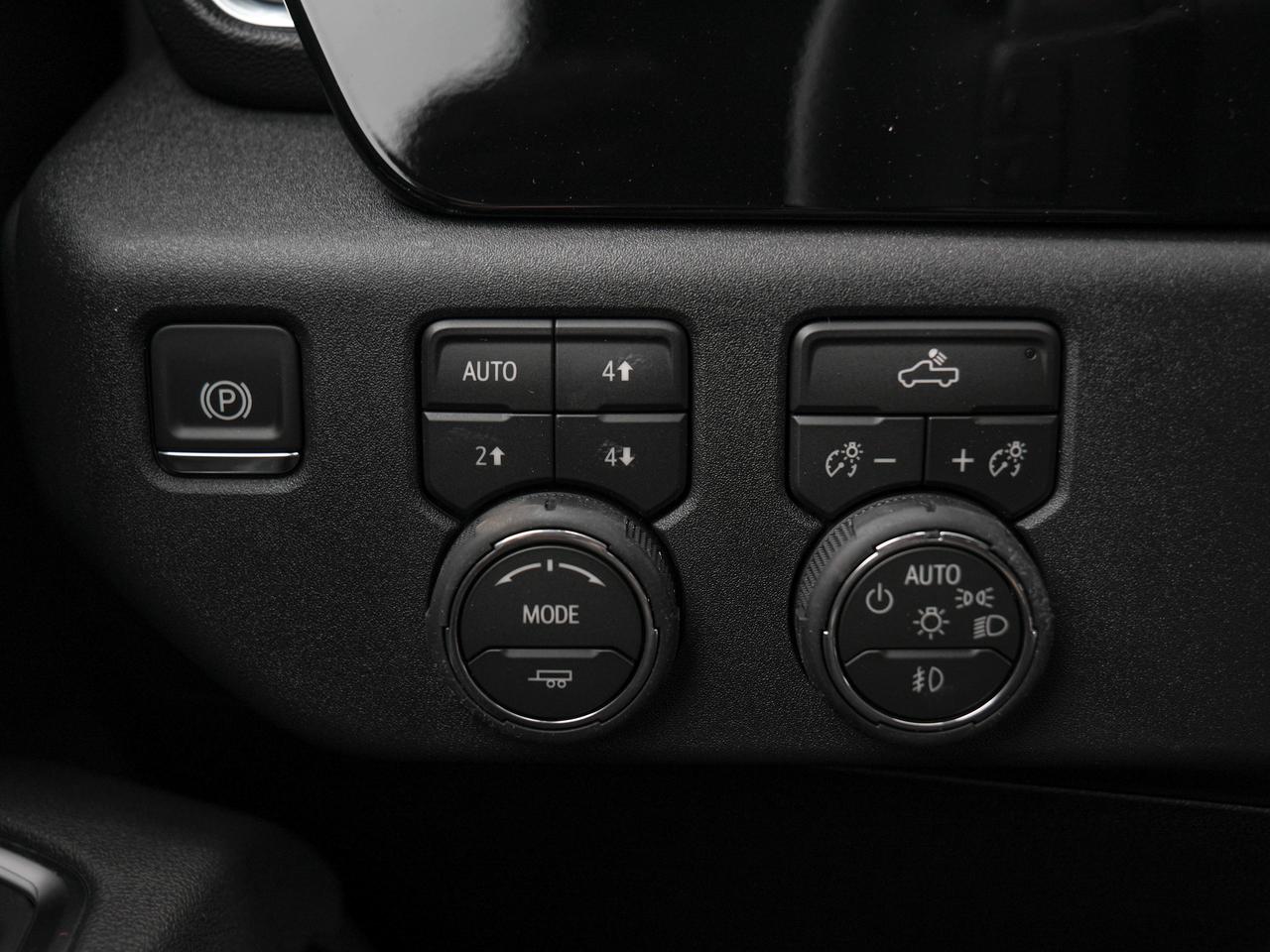 2026 Chevrolet Silverado 1500 RST Photo