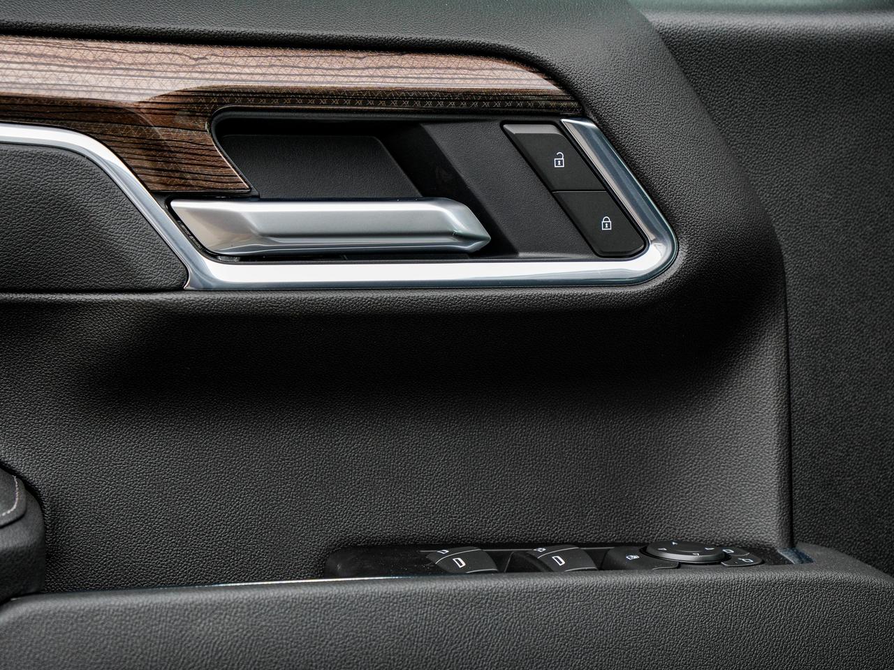 2026 Chevrolet Silverado 1500 LT Photo