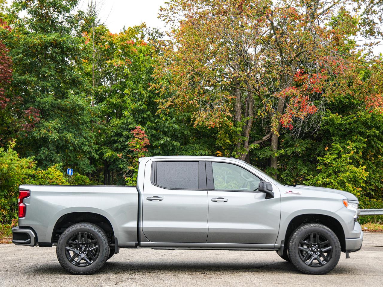 2026 Chevrolet Silverado 1500 RST Photo2