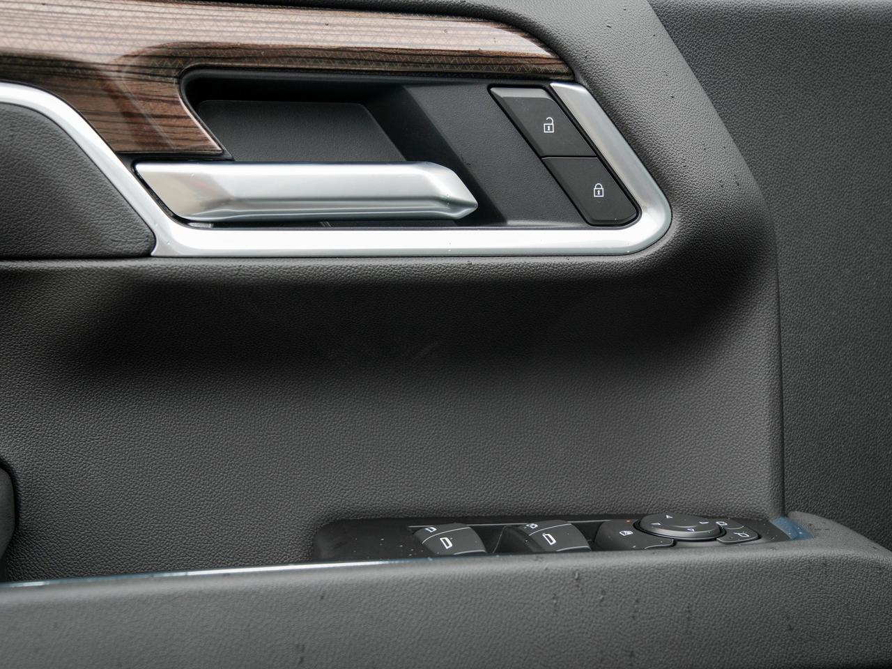 2026 Chevrolet Silverado 1500 RST Photo