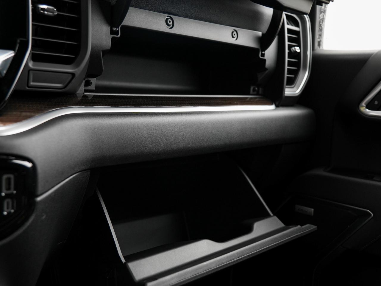 2026 Chevrolet Silverado 1500 RST Photo