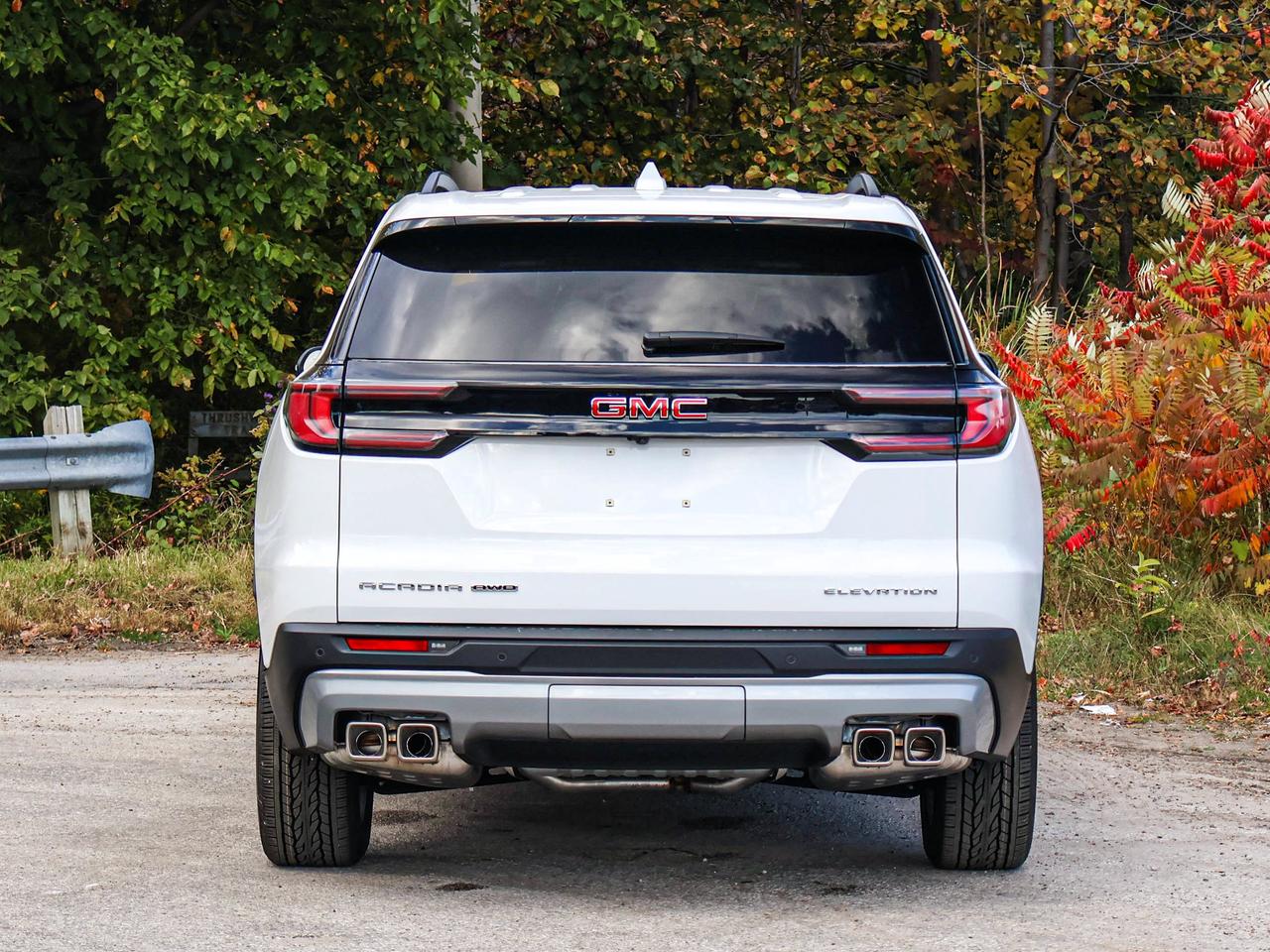 2027 GMC Acadia ELEVATION Photo