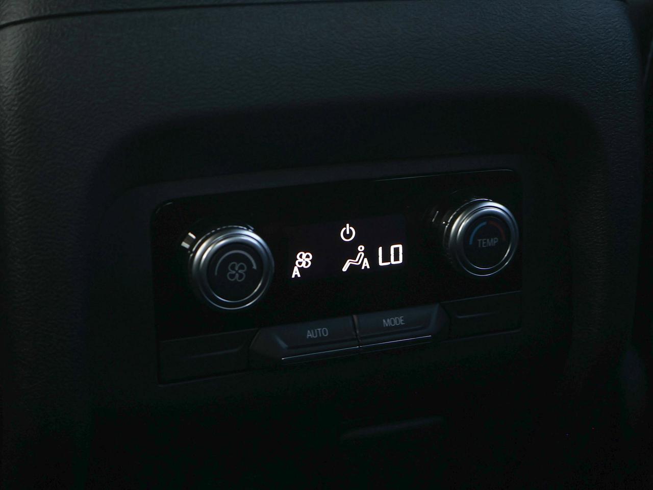 2027 GMC Acadia ELEVATION Photo